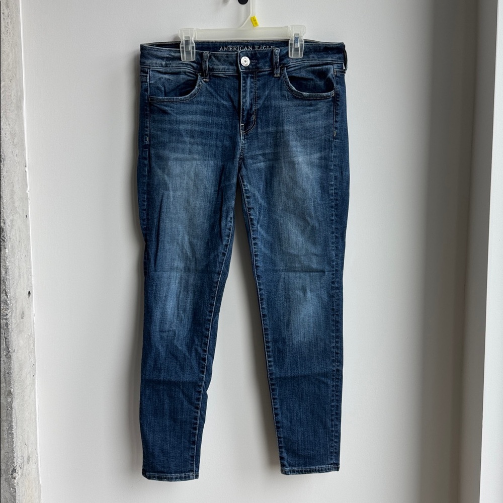 American Eagle Outfitters Women’s Dark Blue Skinny Jeans